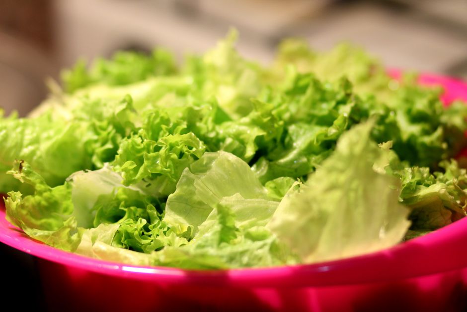 Salades qui vont avec un gratin : 6 idées fraîches