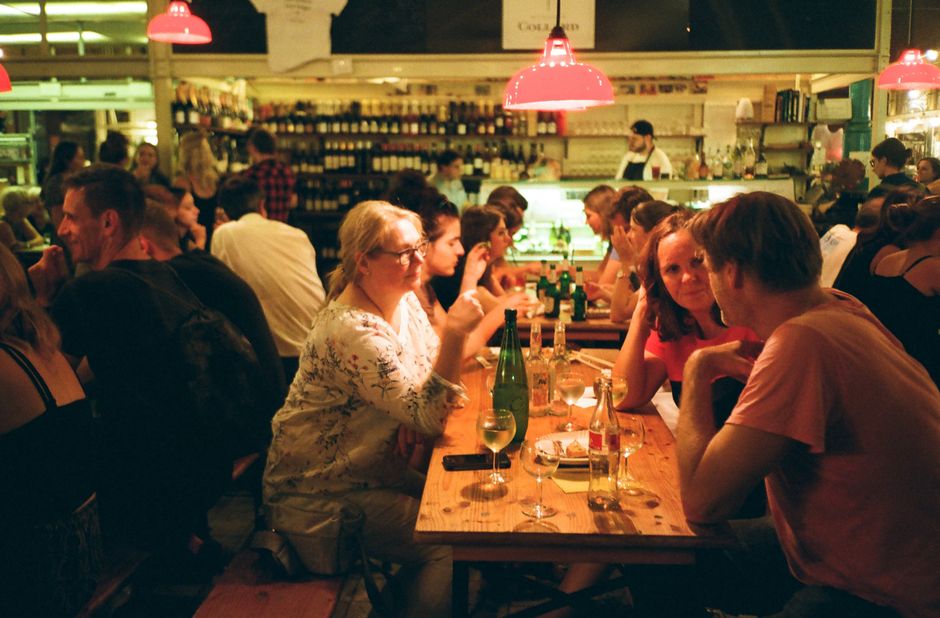 Dîner entre amis : idées de plats au four à partager