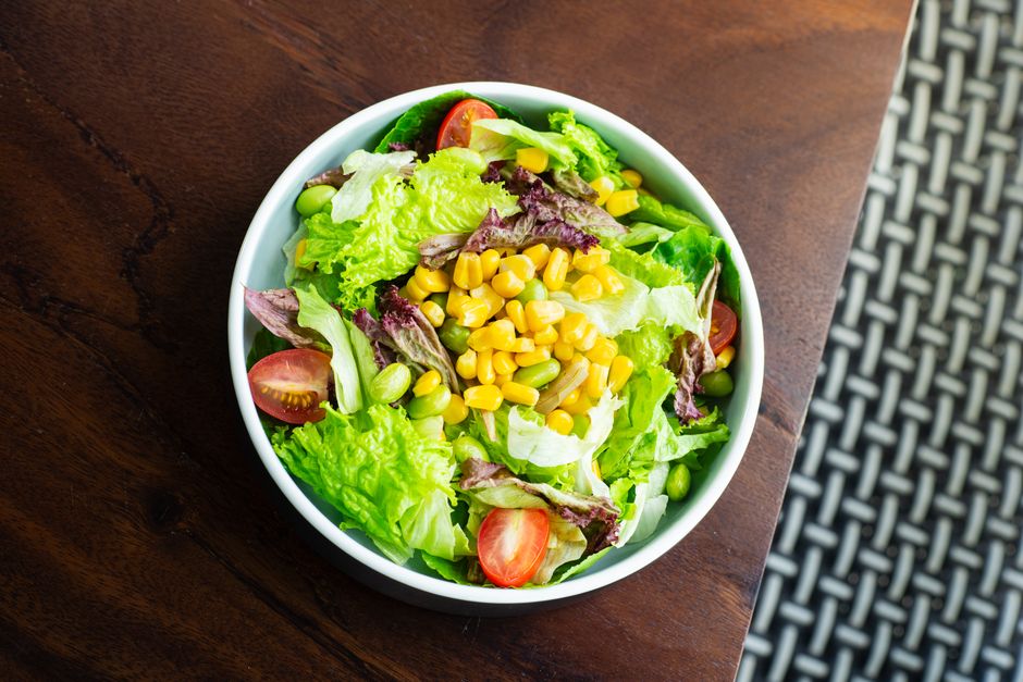 Salades qui vont avec un gratin : 6 idées fraîches